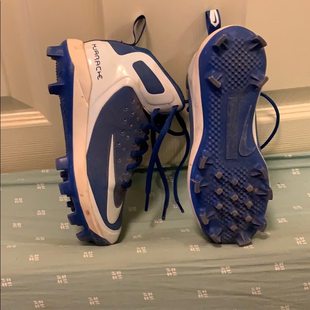 Baseball cleats - Picture 3 of 3